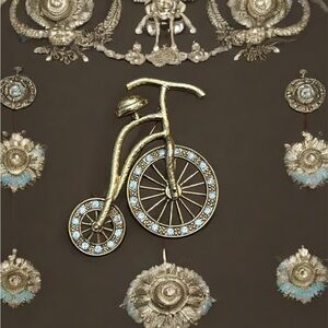 Elegant Bicycle Brooch